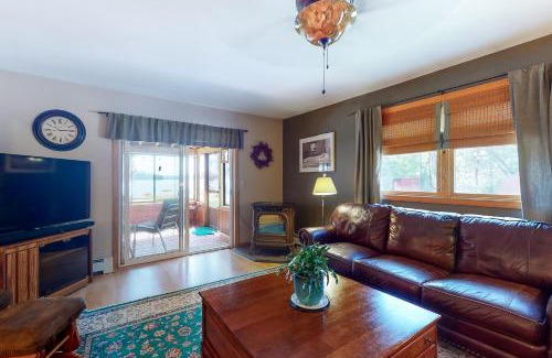 Bowerbank Casa | Spectacular Sebec Setting