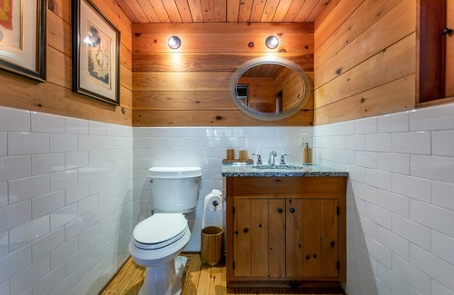 Litchfield Casa | Spectacular Silo House on Litchfield Hills Estate