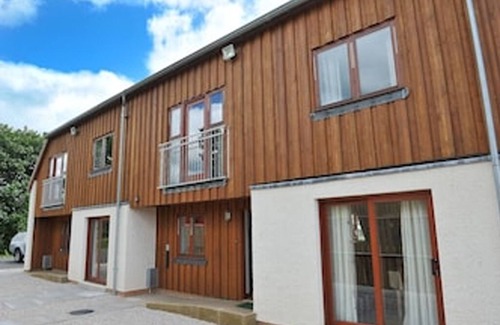 Duns Cabaña | Spectacular uninterrupted views-w/hot tub-5mins from Duns Town