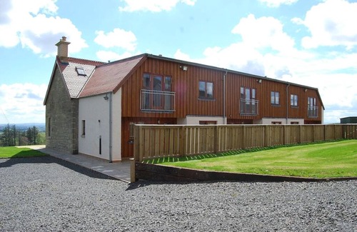 Duns Cabaña | Spectacular uninterrupted views-w/hot tub-5mins from Duns Town