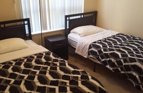 Downtown Mississauga Apartamento | SPECTACULAR VIEW, 2 BEDROOMS FURNISHED CONDO and BEST LOCATION