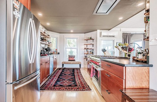 East End Apartamento | Vistas espectaculares y comodidades del hogar en el vecindario más deseable de Portland