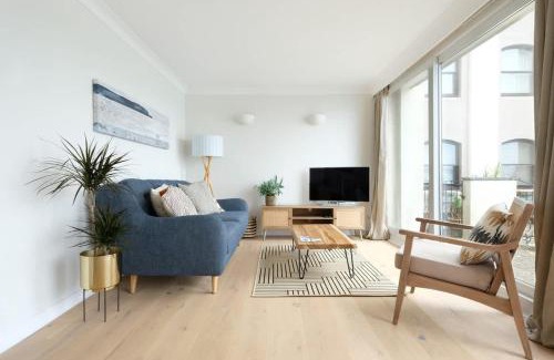 Mylor Churchtown Apartamento | Spectacular Waterfront Views With Parking At 'Mariners Mirror'
