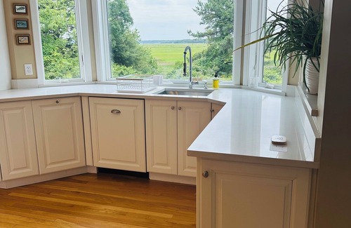 West Barnstable Casa | Spectacular West Barnstable Cape cod home on Great Marsh