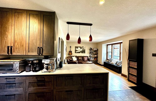 Millarville Cabina | Spectacular woodland retreat on 4.5 acres