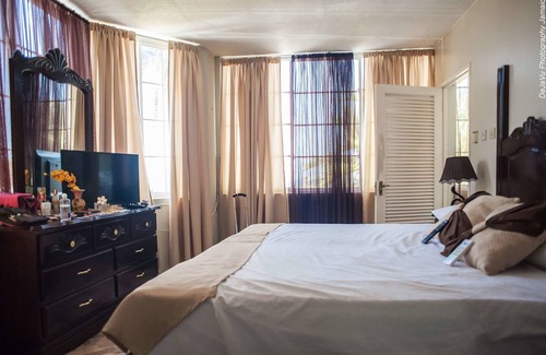 Ocho Rios Casa | Spectaculer View at Columbus Heights