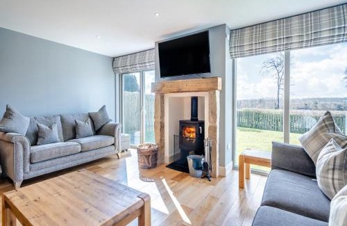 Linlithgow Casa | Speed The Plough- Uk43631