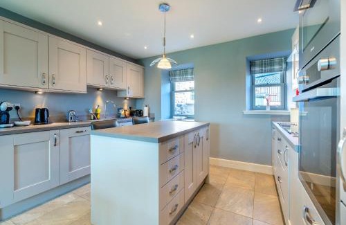 Linlithgow Casa | Speed The Plough- Uk43631