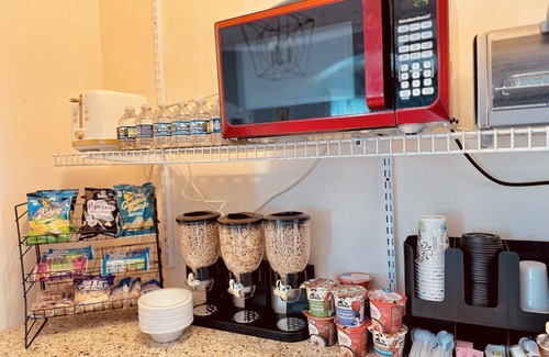 Speedway Cama Y Desayuno | Speedway Legacy Inn