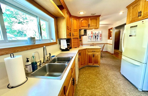 Conesus Cabaña | Spencer Lakeside Retreat on Conesus Lake!
