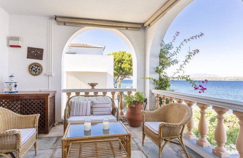 Spetses Villa | Villa Ponente - Villa en el paseo marítimo