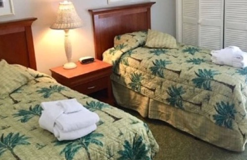 Sea Pines Complejo | Spice Bush at Hilton Head Island is close to Harbour Town and Sea Pines.