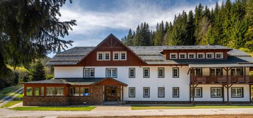 Spindleruv Mlyn Apartamento | Špindl Lodge Apartments Self check-in & Sauna