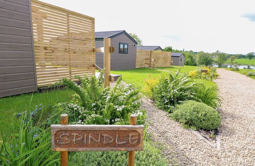 Swadlincote Cabaña | Spindle