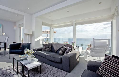Praa Sands Casa | Spindrift