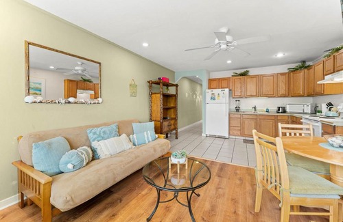 Historic Lahaina Front Street Apartamento | Spinnaker A206