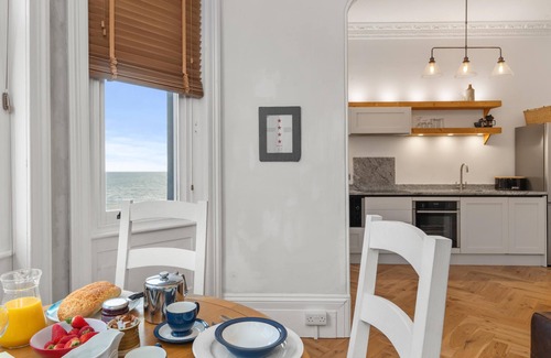 Tenby Apartamento | Spinnaker - Close to Town Sea Views