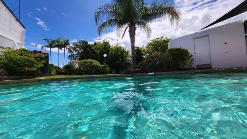 Sandstone Point Apartamento | Spinnaker Waters - Entire 2 Bedroom Apartment at Sandstone Point