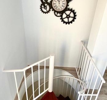 Figueres Apartamento | Spiral Stairs Duplex
