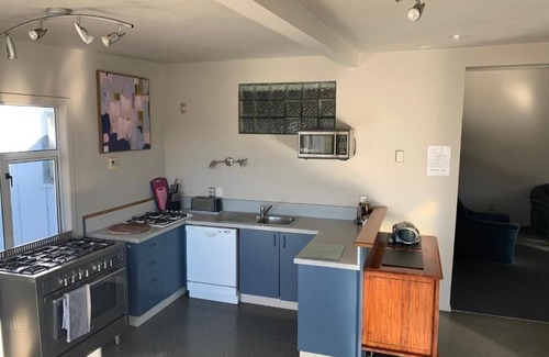 Yaldhurst Cabina | Spires Barn Lodge