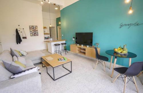 Beirut Apartamento | Spirit - 2-BR Apt & Balcony in Mar Mikhael