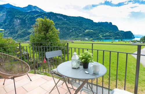 Brienz Apartamento | Spirit Apartments - Balkon mit Seesicht - Parkplatz