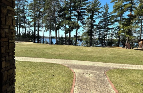 Eagle River Apartamento | Spirit of the Northwoods
