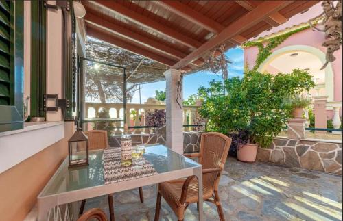 Skala Apartamento | Spiros amazing BEACH HOUSE