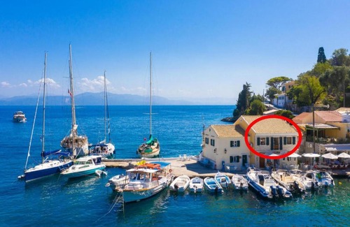 Longos Apartamento | Spiros Jetty House