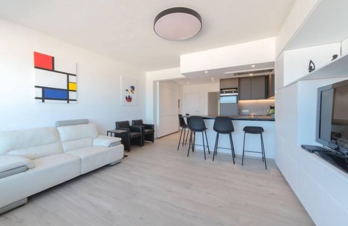 Mariakerke Apartamento | Spirou met parking by Interhome