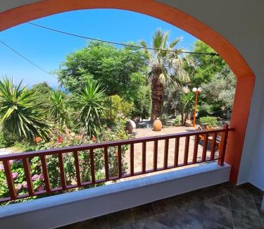 Armenistis Apartamento | SPITIKARIOTIKO Pergola Home