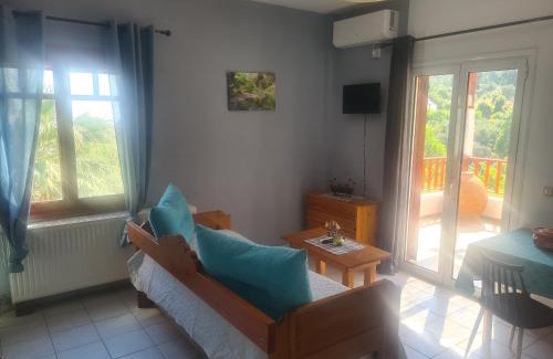 Armenistis Apartamento | SPITIKARIOTIKO Pergola Home