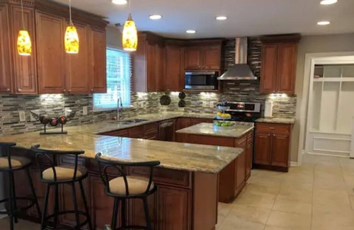 West Chester Casa | Splash and Soak Oasis with Pool and Hot Tub
