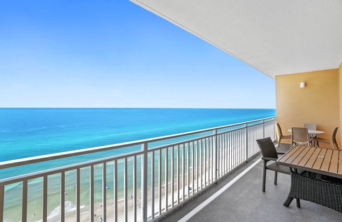 West Panama City Beach Condominio | Splash Beach Resort by Panhandle Getaways