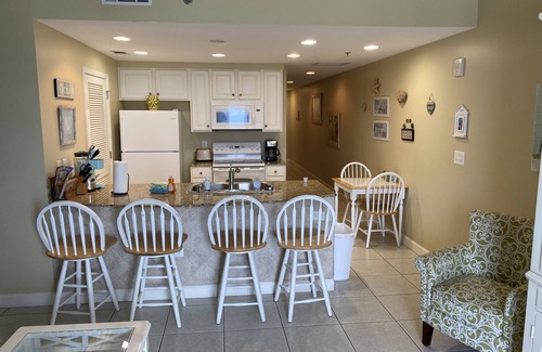 West Panama City Beach Condominio | Splash ~ NUEVO LISTADO! Unidad 304E ~ 8 DE AGOSTO-12 de agosto abierto ~ ¡Servicio gratuito de playa y WiFi!