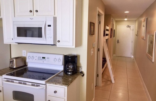 West Panama City Beach Condominio | Splash ~ NUEVO LISTADO! Unidad 304E ~ 8 DE AGOSTO-12 de agosto abierto ~ ¡Servicio gratuito de playa y WiFi!