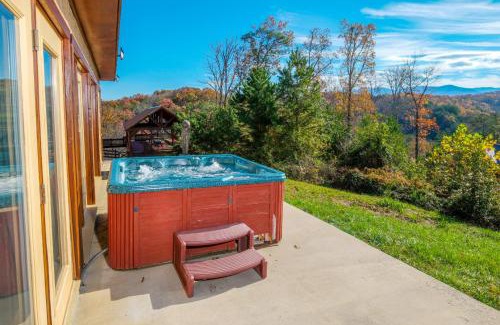Caton Casa | Splashtastic View
