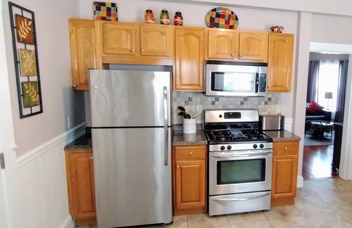 West Codman Hill - West Lower Mills Apartamento | Splendid 3 Bedrm-highspeed WIFI, dedicated workspace, nearby gym & hospitals