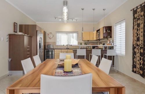 Kamay Casa | Splendid 3 bedroom house with beauttiful pool