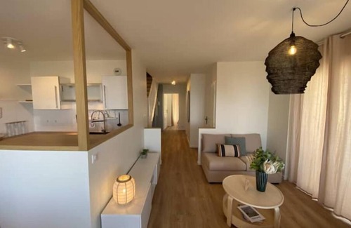 Evian-les-Bains Apartamento | Magnífico apartamento dúplex reformado con vistas al lago Evian 8 personas