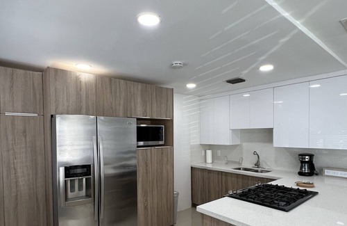 Driftwood Casa | Splendid Hard Rock Adventure Multi-unit Home