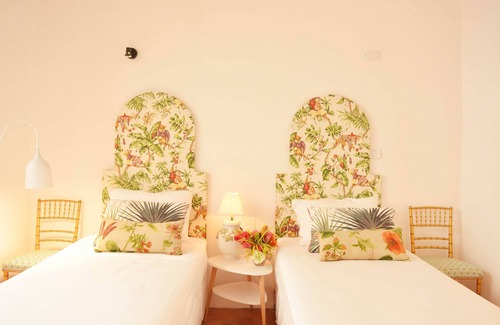 Cedros Casa | Splendid Serviced Guest House Ocean view Montezuma