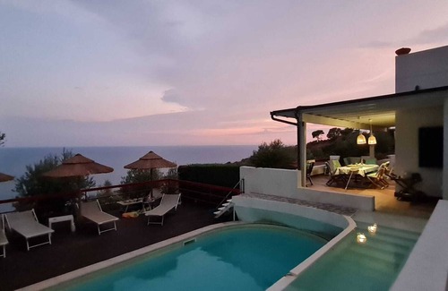 Sperlonga Villa | Espléndida villa con piscina privada y vistas impresionantes en Sperlonga, cerca de Roma