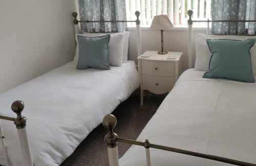 Skegby Casa | Split Level Bungalow - Sleeps4 - Close to walks