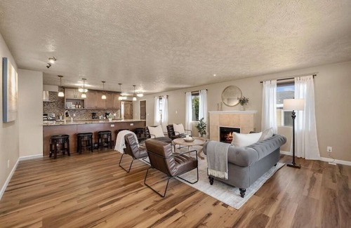 Cliff - Cannon Casa | Spoil Yourself | South Hill Stunner + Theater Room