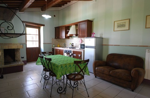 Spoleto Apartamento | Spoleto en la piscina, apt. 2 - vista maravillosa, a solo 0,7 millas del antiguo remolque