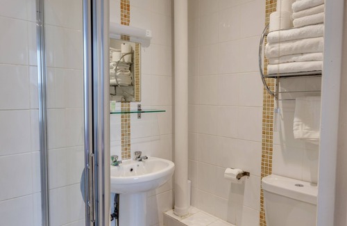 Oxford Casa | Sportsview Guest House