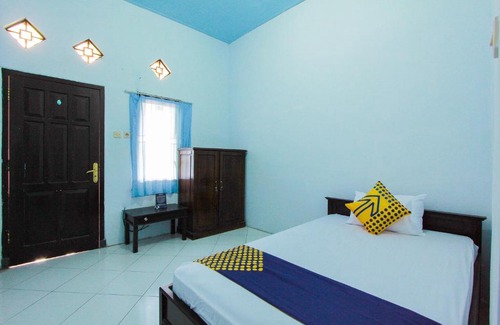 Banyuwangi Hotel | SPOT ON 2288 Kost Mittasukha Family
