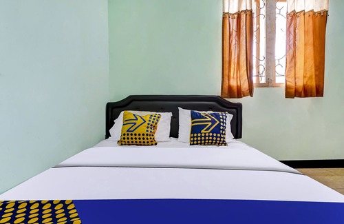 Cileunyi Hotel | SPOT ON 91159 Kost Putrana Syariah