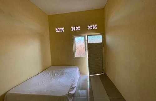 Sidoarjo Hotel | SPOT ON 93458 Legok Homestay Syariah
